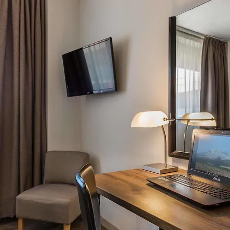Otel Western Le Galice 4*